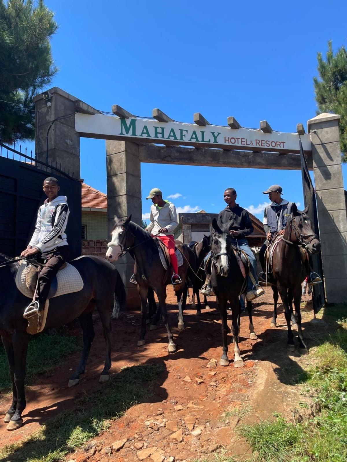 Mahafaly Hotel & Resort Antsirabe Esterno foto